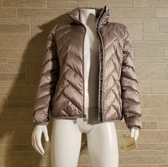 Micheal Kors Packable Down Puffer Coat - Picture 2 of 7